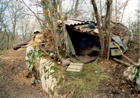 36. Novo selo 1991. nastanba - šator